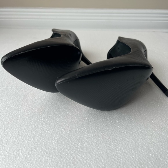 NEW Steve Madden Heels - Picture 2 of 4